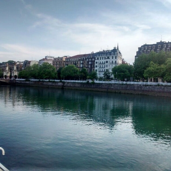 viajar por España – vista de San Sebastián